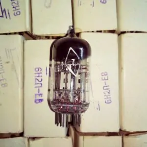 6N2P-EV tube double triode, Russian audiophile high-quality, low-microphonics effect. Near equivalent: 12AX7, ECC83