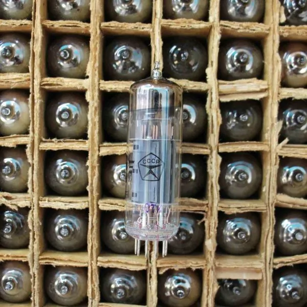 Russian 6F3P Tube triode-pentode GOLD GRID! Low-frequency preamp and output amplifier in one tube! Equivalent of the 6BM8, ECL82.