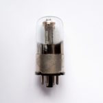 6N8S Tube triode Metal Baze, Hole Plate. Great sound. Melz, Very rare. Near equivalent: 6SN7, 1578, 6SN7GT, 6SN7GTA