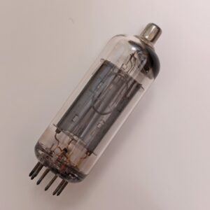 Russian tube 6C10P equivalent to tube EY83. NOS
