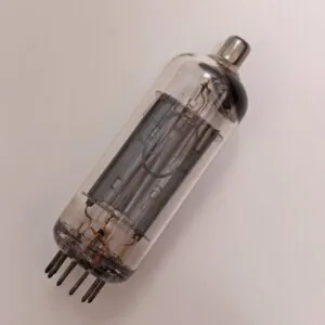 Russian tube 6C10P equivalent to tube EY83. NOS